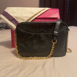Alexa Crossbody